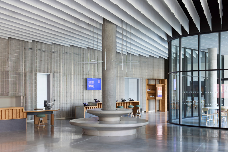 Dossier de presse | 1914-06 - Communiqué de presse | Centre Sanaaq - Pelletier de Fontenay + Architecture49 + Atelier Zébulon Perron - Architecture institutionnelle - Centre Sanaaq - Agora - Crédit photo : James Brittain