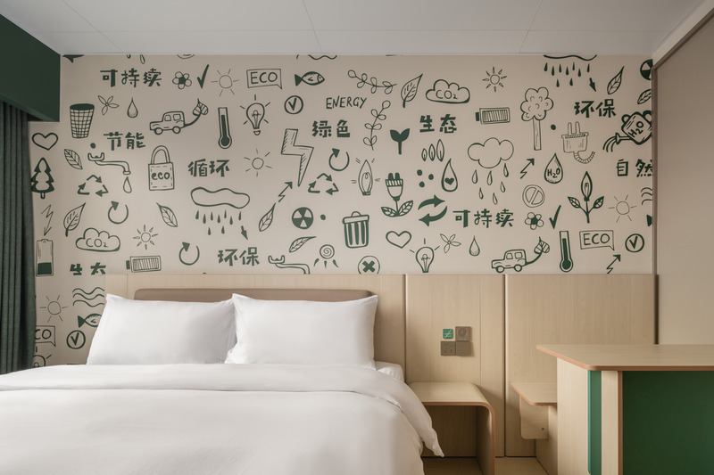 Press kit | 3531-16 - Press release | Hi Inn, Self-Service‍ - Vermilion Zhou Design Group - Commercial Interior Design - <p>guest room</p> - Photo credit: Jian Quan Wu<span></span>