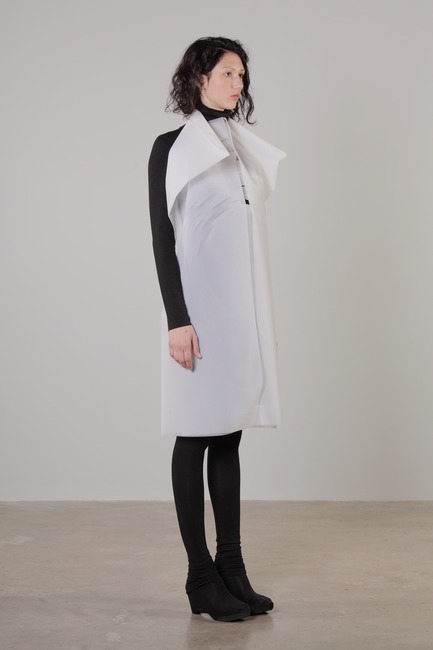 Press kit | 842-01 - Press release | Ying Gao: Art, Fashion and Technology - Ying Gao - Fashion Design - Photo credit: Marcio Lana-Lopez