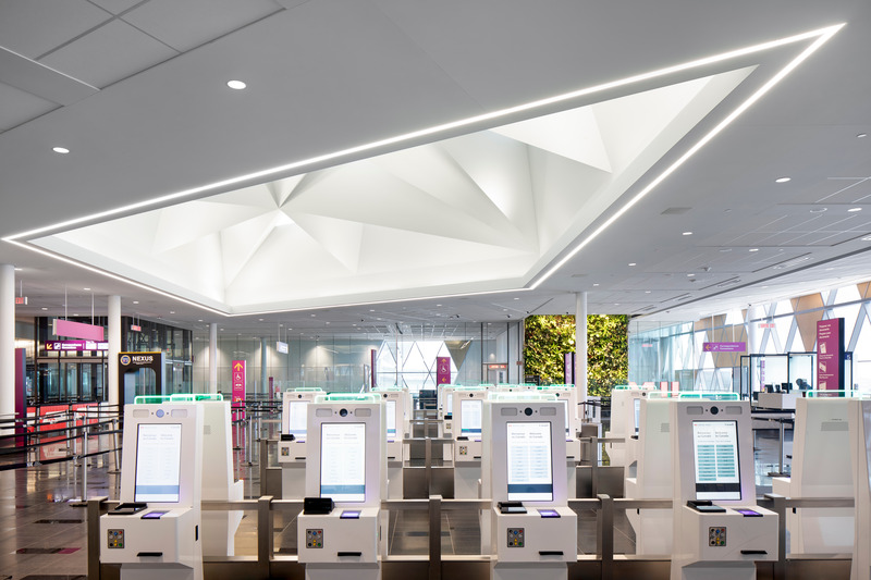 Press kit | 2275-07 - Press release | A New Centre Enhances the Transit Experience at YUL Montréal–Trudeau International Airport - Jodoin Lamarre Pratte architectes - Commercial Architecture - Photo credit: <p class="">Adrien Williams</p>