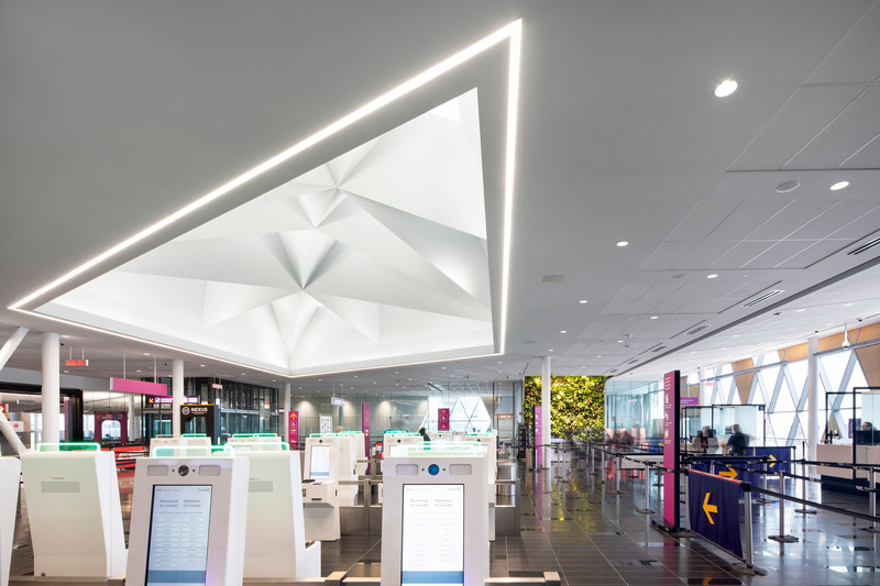 Press kit | 2275-07 - Press release | A New Centre Enhances the Transit Experience at YUL Montréal–Trudeau International Airport - Jodoin Lamarre Pratte architectes - Commercial Architecture - Photo credit: <p class="">Adrien Williams</p>