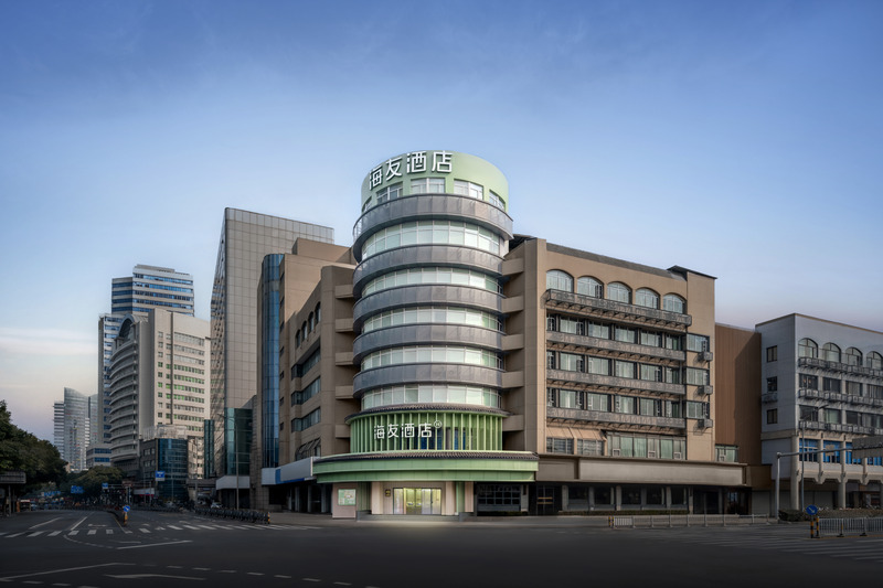 Press kit | 3531-16 - Press release | Hi Inn, Self-Service‍ - Vermilion Zhou Design Group - Commercial Interior Design - <p>Exterior </p> - Photo credit: H world 