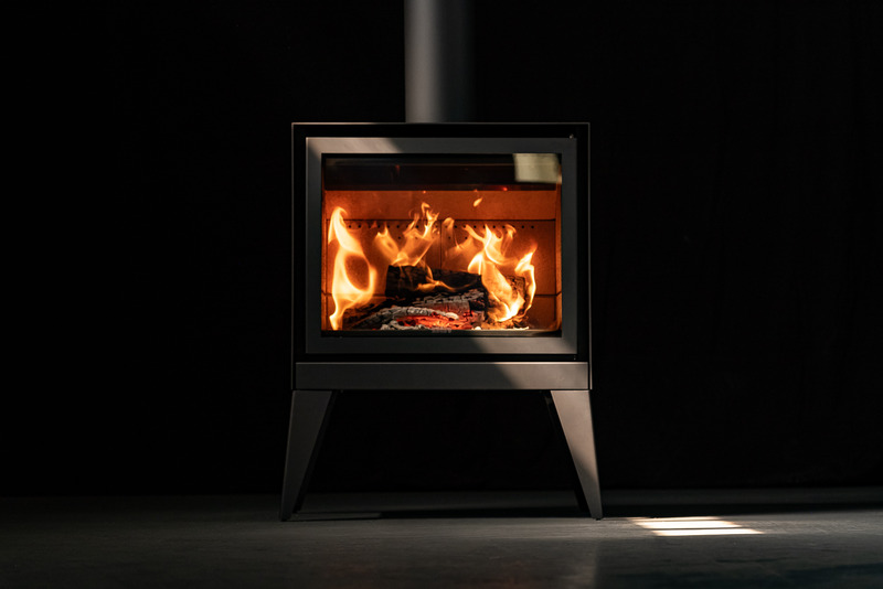 Press kit | 1564-06 - Press release | Discover the Latest Stove from Stûv America - Stûv America - Product - Photo credit: Anthony Rodier