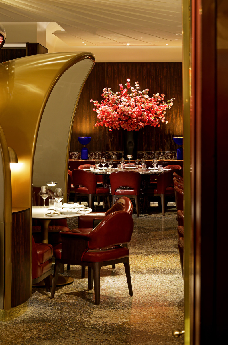 Press kit | 2066-16 - Press release | II BY IV DESIGN Unveils Sammarco: The Most Spectacular Interior and Dining Experience In Toronto, Canada - II BY IV DESIGN - Commercial Interior Design - Photo credit: David Whittaker