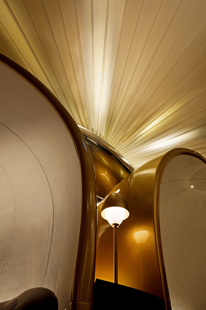Press kit | 2066-16 - Press release | II BY IV DESIGN Unveils Sammarco: The Most Spectacular Interior and Dining Experience In Toronto, Canada - II BY IV DESIGN - Commercial Interior Design - Photo credit: David Whittaker