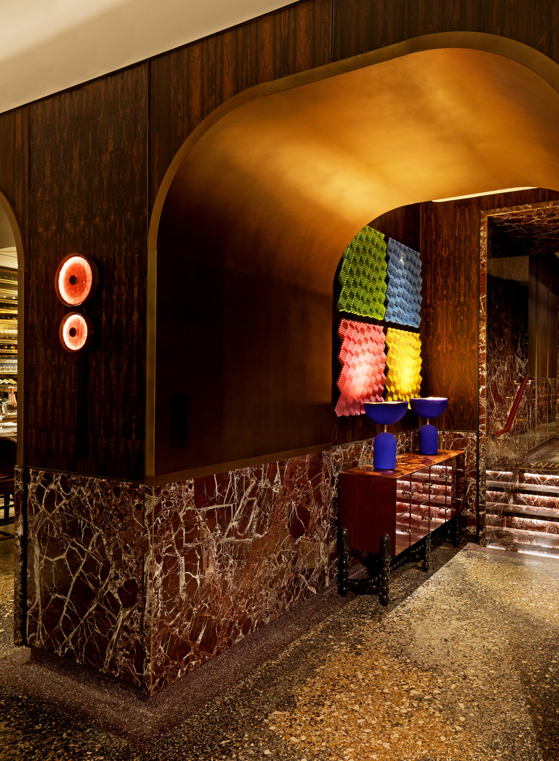 Press kit | 2066-16 - Press release | II BY IV DESIGN Unveils Sammarco: The Most Spectacular Interior and Dining Experience In Toronto, Canada - II BY IV DESIGN - Commercial Interior Design - Photo credit: David Whittaker