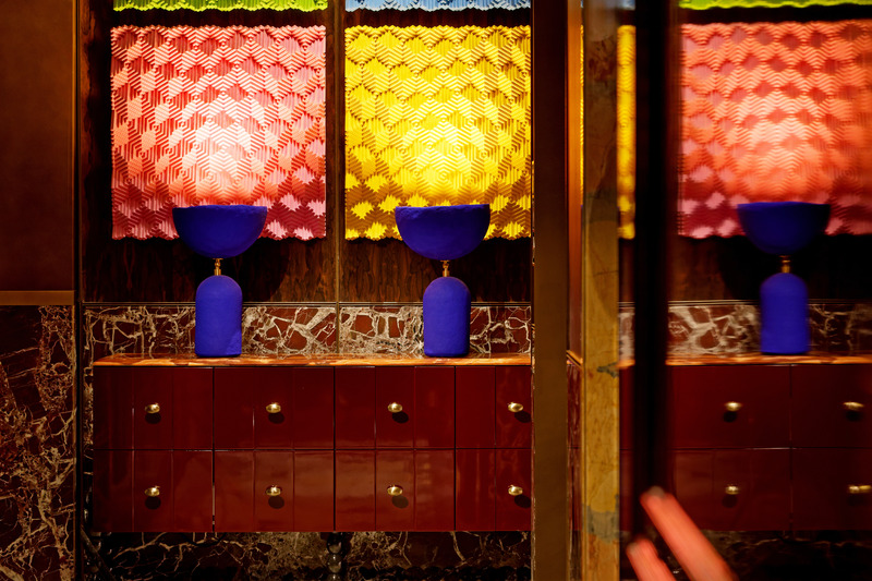 Press kit | 2066-16 - Press release | II BY IV DESIGN Unveils Sammarco: The Most Spectacular Interior and Dining Experience In Toronto, Canada - II BY IV DESIGN - Commercial Interior Design - Photo credit: David Whittaker