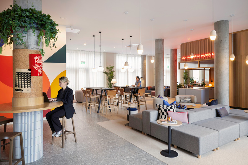 Press kit | 1472-11 - Press release | Liberties House - Concrete Amsterdam - Residential Interior Design - Photo credit: Roger O'Sullivan 