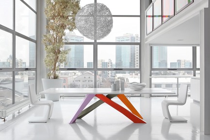 Dossier de presse | 829-01 - Communiqué de presse | Big Table - Bonaldo - Produit - Crédit photo : Bonaldo