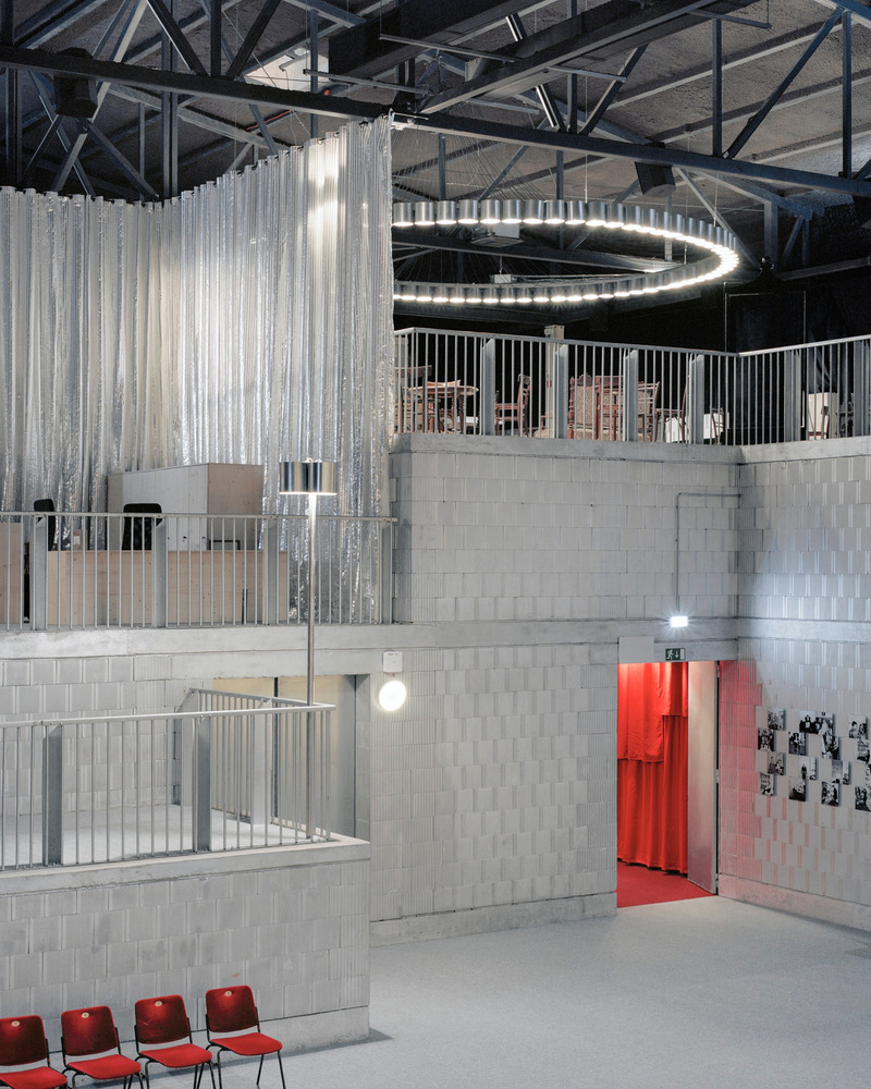 Dossier de presse | 3257-02 - Communiqué de presse | The World’s 50 Most Inspiring Brick Buildings Revealed - BRICK AWARD 26 - Concours - Slovenian National Theater - Vidic Grohar Arhitekti - Crédit photo : Maxime Delvaux 
