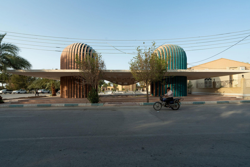 Dossier de presse | 3257-02 - Communiqué de presse | The World’s 50 Most Inspiring Brick Buildings Revealed - BRICK AWARD 26 - Concours - Shafagh Tomb - 35-51 Architecture office  - Crédit photo : 35-51 Architecture office