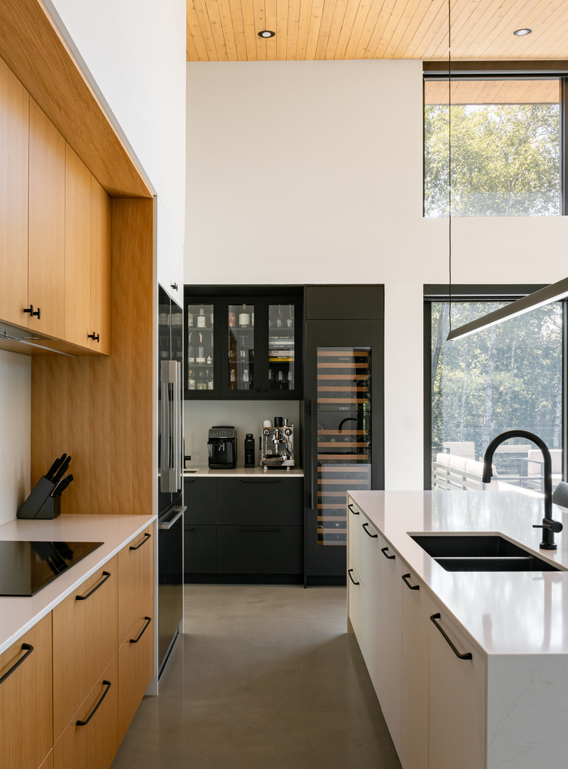 Press kit | 1678-11 - Press release | Intervalle - Atelier BOOM-TOWN - Residential Architecture - Kitchen - Photo credit: Vincent Brillant, photographe