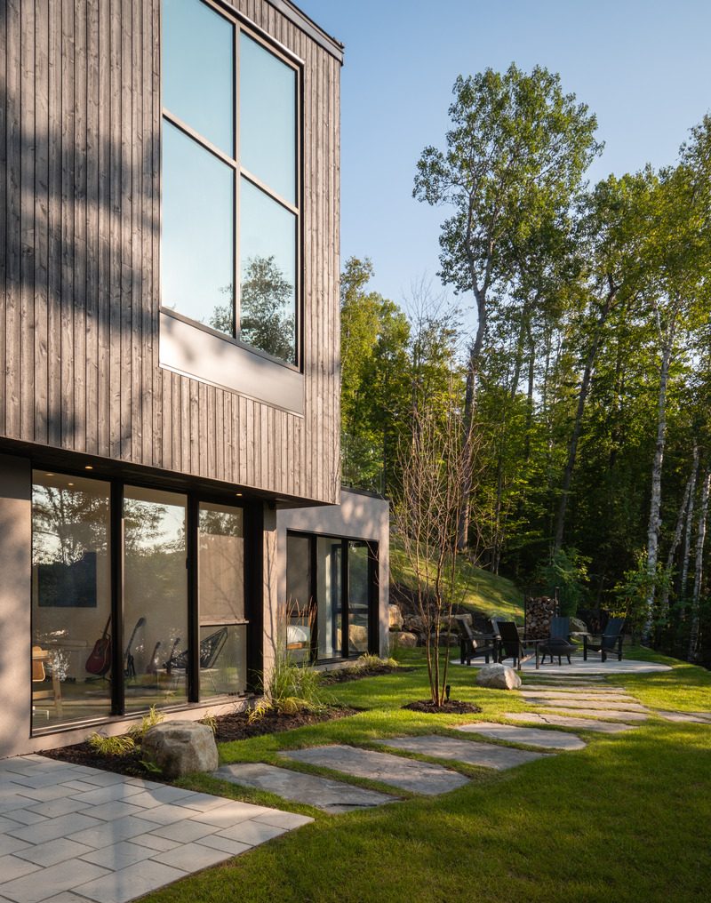 Press kit | 1678-11 - Press release | Intervalle - Atelier BOOM-TOWN - Residential Architecture - West side - Photo credit: Vincent Brillant, photographe