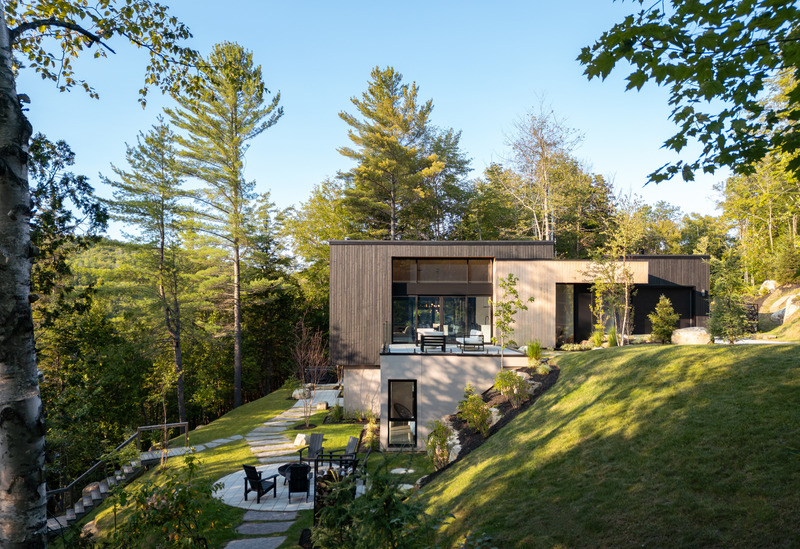 Press kit | 1678-11 - Press release | Intervalle - Atelier BOOM-TOWN - Residential Architecture - South side - Photo credit: Vincent Brillant, photographe