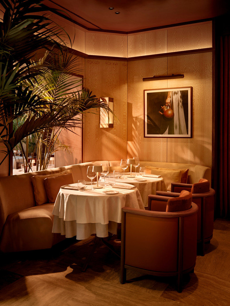 Press kit | 7775-01 - Press release | Urbanjobs Unveils Esca: A Contemporary Mediterranean Dining Experience - URBANJOBS - Commercial Interior Design - Esca by URBANJOBS - Photo credit: İbrahi̇m Özbunar