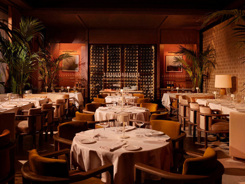 Press kit | 7775-01 - Press release | Urbanjobs Unveils Esca: A Contemporary Mediterranean Dining Experience - URBANJOBS - Commercial Interior Design - Esca by URBANJOBS - Photo credit: İbrahi̇m Özbunar