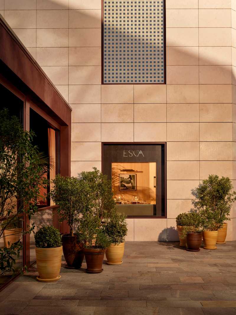 Press kit | 7775-01 - Press release | Urbanjobs Unveils Esca: A Contemporary Mediterranean Dining Experience - URBANJOBS - Commercial Interior Design - Esca by URBANJOBS - Photo credit: İbrahi̇m Özbunar