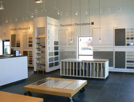 Dossier de presse | 846-01 - Communiqué de presse | Tout nouveau, tout beau, nouvelatelier-boutique Céragrès maintenant ouvert - Céragrès - Architecture commerciale - Crédit photo : Ceragres