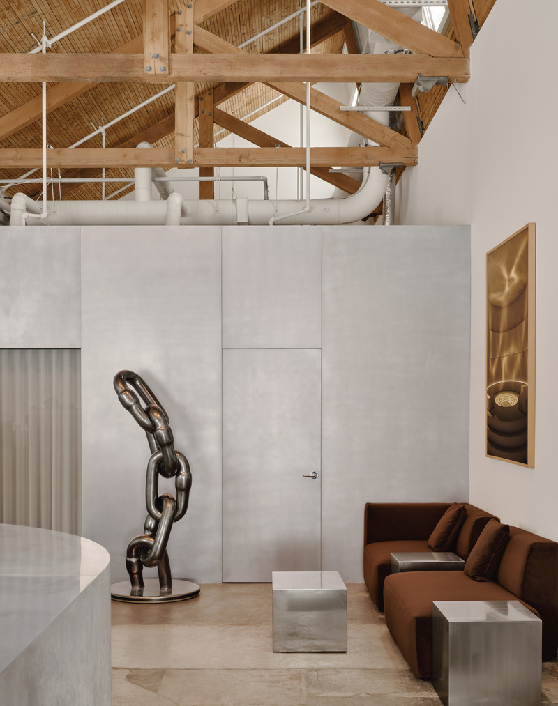 Press kit | 1685-15 - Press release | FOIL Gallery - Atelier L'Abri - Commercial Architecture - Photo credit: Alex Lesage