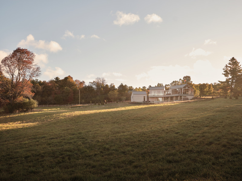 Dossier de presse | 5621-05 - Communiqué de presse | Hameau rural - MUUK Architecture - Architecture résidentielle - Crédit photo : philbernard_photographe