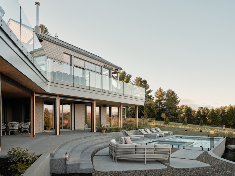 Dossier de presse | 5621-05 - Communiqué de presse | Hameau rural - MUUK Architecture - Architecture résidentielle - Crédit photo : philbernard_photographe