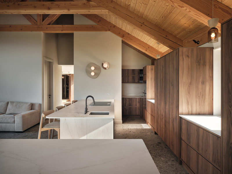 Dossier de presse | 5621-05 - Communiqué de presse | Hameau rural - MUUK Architecture - Architecture résidentielle - Crédit photo : philbernard_photographe