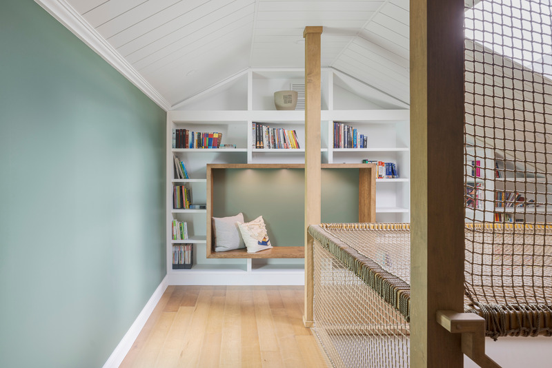 Dossier de presse | 704-08 - Communiqué de presse | Les Prix d’excellence 2025 de l’APDIQ célèbrent 90 ans de talent et d’audace en design d’intérieur - Association professionnelle des designers d’intérieur du Québec (APDIQ) - Évènement + Exposition - <p>Pensée dans les moindres détails pour une famille de quatre personnes aux horaires atypiques, la Maison Orée-des-Bois est le fruit d’un processus rigoureux, collaboratif et résolument humain.</p><p><br></p><p>Designer : Ariane Desjardins</p> - Crédit photo : Crédits Photos: Damien Ligiardi