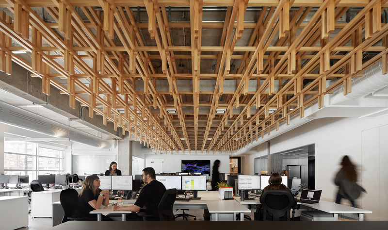 Dossier de presse | 2275-08 - Communiqué de presse | Le bien-être, la durabilité et la mise en valeur du patrimoine signent la transformation des bureaux de Jodoin Lamarre Pratte architectes - Jodoin Lamarre Pratte architectes - Architecture commerciale - Crédit photo : Nanne Springer