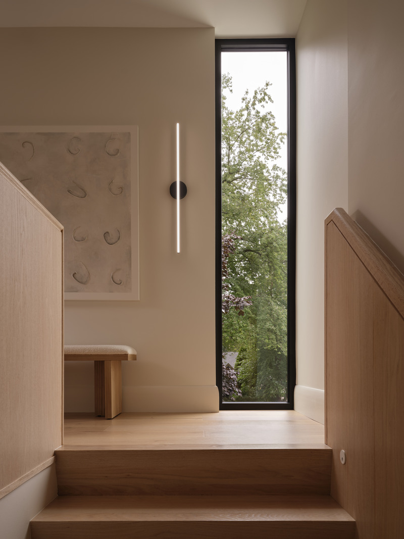 Dossier de presse | 7785-01 - Communiqué de presse | « Projet 21 » de LN Studio — Une maison familiale raffinée alliant élégance, fraîcheur et tranquillité - LN Studio - Design d’intérieur résidentiel - Crédit photo : Photo: Riley Snelling