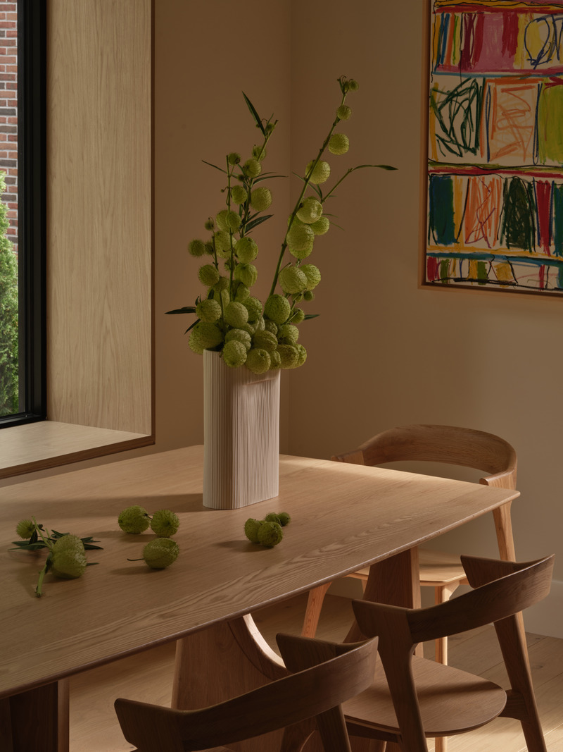 Dossier de presse | 7785-01 - Communiqué de presse | « Projet 21 » de LN Studio — Une maison familiale raffinée alliant élégance, fraîcheur et tranquillité - LN Studio - Design d’intérieur résidentiel - Crédit photo : Photo: Riley Snelling