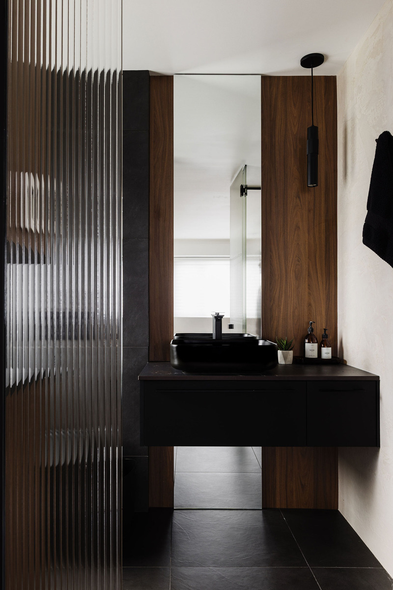 Dossier de presse | 7762-01 - Communiqué de presse | Les prix Mōnuma | Lauréats 2025 - La Pièce - Évènement + Exposition - <p>DESIGN | Salle de bain </p><p>Olympia par Groupe Cartier</p> - Crédit photo : Photographie intérieure co.