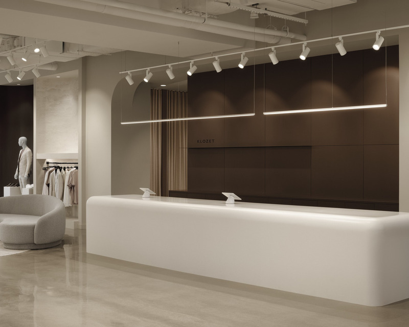 Dossier de presse | 7762-01 - Communiqué de presse | Les prix Mōnuma | Lauréats 2025 - La Pièce - Évènement + Exposition - <p>DESIGN | Commercial - Boutique, showroom, bureau</p><p>Klozet par Entre Quatre Murs</p> - Crédit photo : Alex Lesage