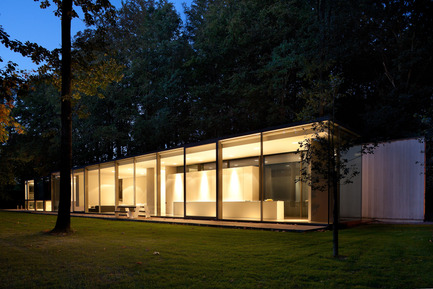 Press kit | 1028-02 - Press release | Winning projects announced at the 2012 Emirates Glass Leaf Awards - The Emirates Glass LEAF Awards - Competition - Architectureburo Govaert &amp; Vanhoutte with Villa Roces, Bruges, Belgium