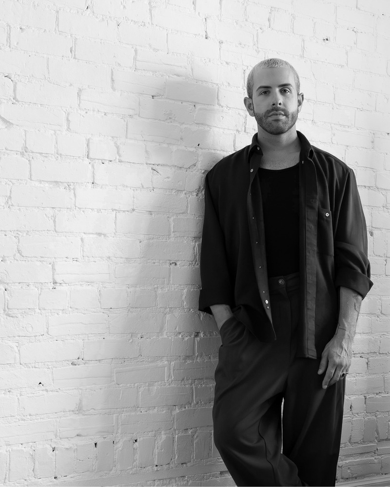 Dossier de presse | 7762-01 - Communiqué de presse | Les prix Mōnuma | Lauréats 2025 - La Pièce - Évènement + Exposition -  <p>PERSONNALITÉS DE L'ANNÉE | Design</p><p>Michael Godmer</p><p>Designer principal et fondateur de Michael Godmer studio</p>  - Crédit photo : Michael Godmer