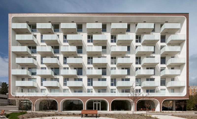 Dossier de presse | 1317-32 - Communiqué de presse | Mellem Gatineau, Canada - ACDF Architecture - Architecture résidentielle - Crédit photo : Adrien Williams