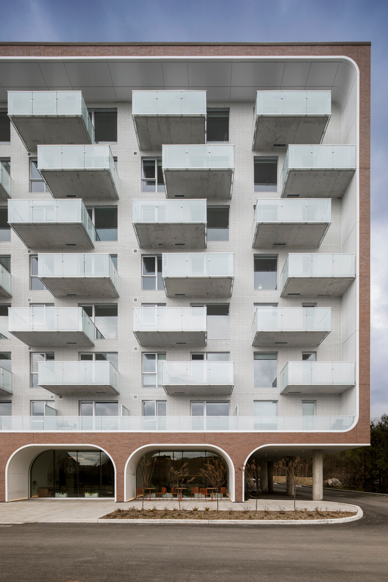 Dossier de presse | 1317-32 - Communiqué de presse | Mellem Gatineau, Canada - ACDF Architecture - Architecture résidentielle - Crédit photo : Adrien Williams