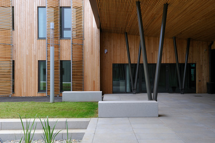 Dossier de presse | 896-03 - Communiqué de presse | Inauguration du Campus de Véolia Environnement Centre-Est - Arte Charpentier Architectes - Architecture institutionnelle - Crédit photo : Geraldine Bruneel