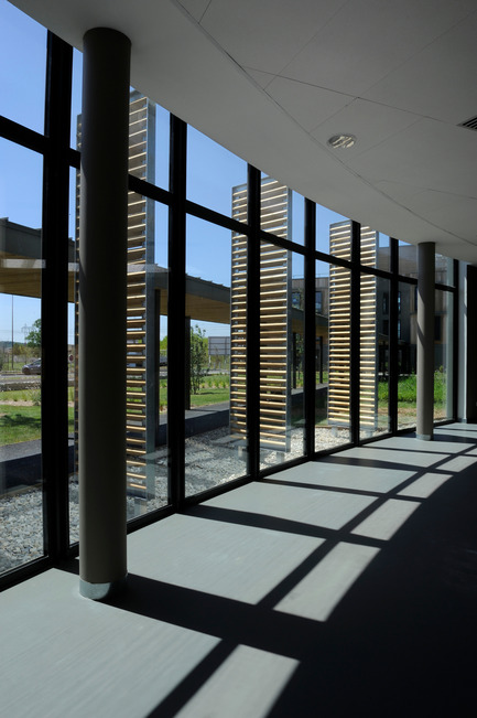 Dossier de presse | 896-03 - Communiqué de presse | Inauguration du Campus de Véolia Environnement Centre-Est - Arte Charpentier Architectes - Architecture institutionnelle - Crédit photo : Geraldine Bruneel