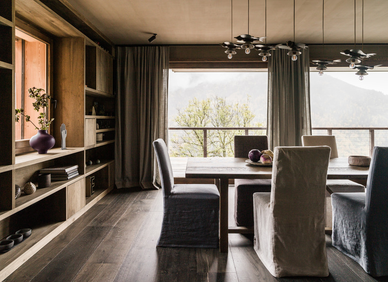 Press kit | 1144-07 - Press release | From Plant to Palette: Marianne Tiegen Showcases the Beauty of Natural Dyeing in Chalet Cocagne - Marianne Tiegen Interiors - Residential Interior Design - Photo credit: @jwilson