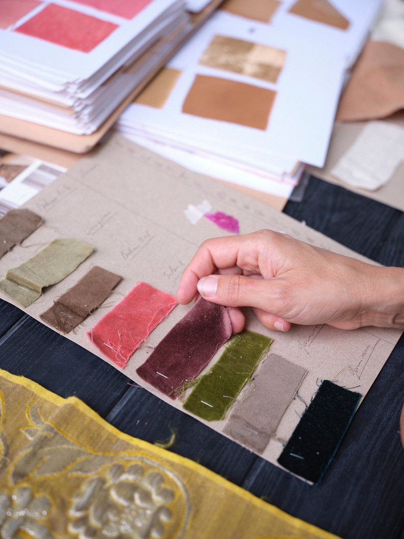 Press kit | 1144-07 - Press release | From Plant to Palette: Marianne Tiegen Showcases the Beauty of Natural Dyeing in Chalet Cocagne - Marianne Tiegen Interiors - Residential Interior Design - Photo credit: @jwilson