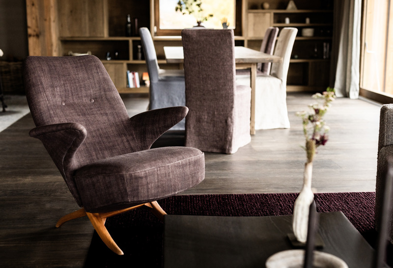 Press kit | 1144-07 - Press release | From Plant to Palette: Marianne Tiegen Showcases the Beauty of Natural Dyeing in Chalet Cocagne - Marianne Tiegen Interiors - Residential Interior Design - Photo credit: @jwilson