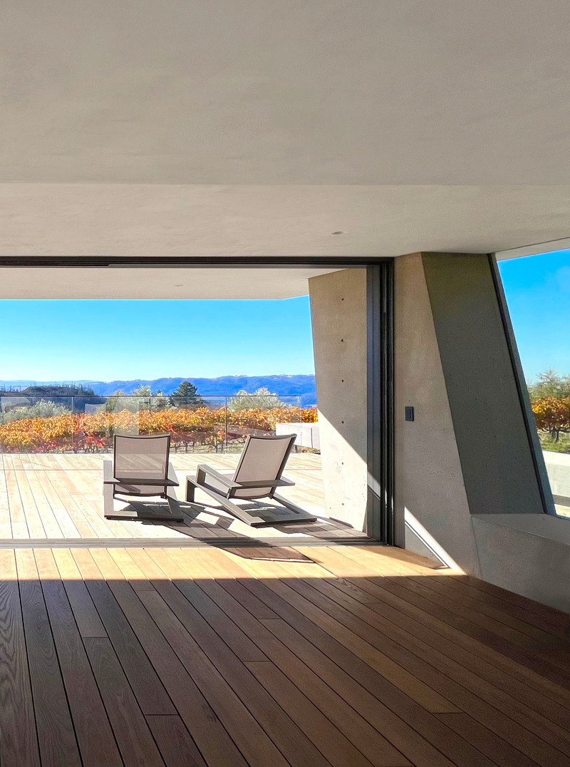 Press kit | 1891-08 - Press release | Glen Ellen Pavilion - Terry & Terry Architecture - Lifestyle - Concrete column detail - Photo credit: TTA