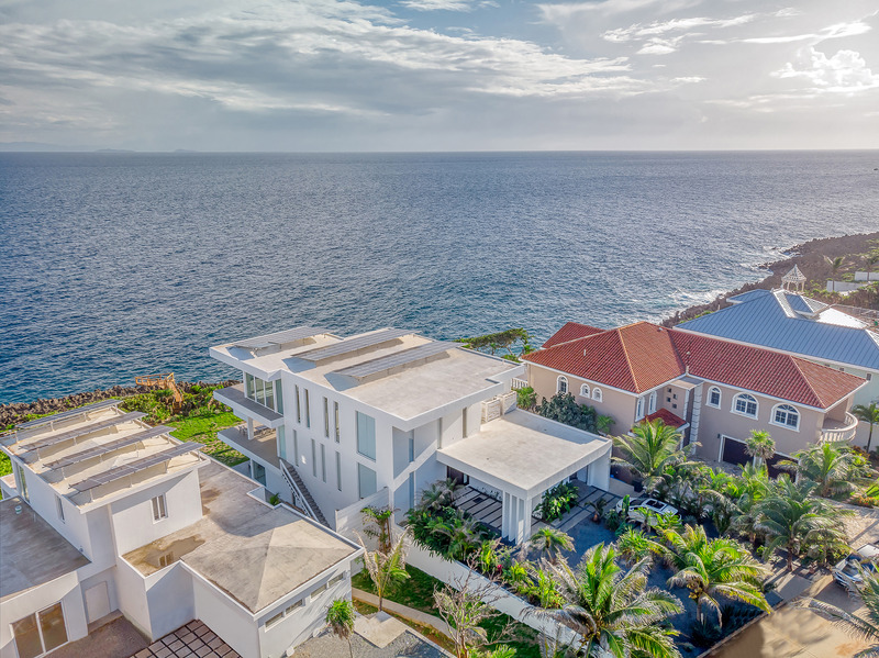 Press kit | 7780-01 - Press release | Villa Pearl - NG architects - Residential Architecture - Photo credit: <table id="9a8153fb-ebbf-9820-da5d-51797df4646b" data-aloha-ephemera-attr="id" class="aloha-ephemera-attr">  <tbody><tr>   <td>   Brad Ryon   </td>  </tr> </tbody></table>