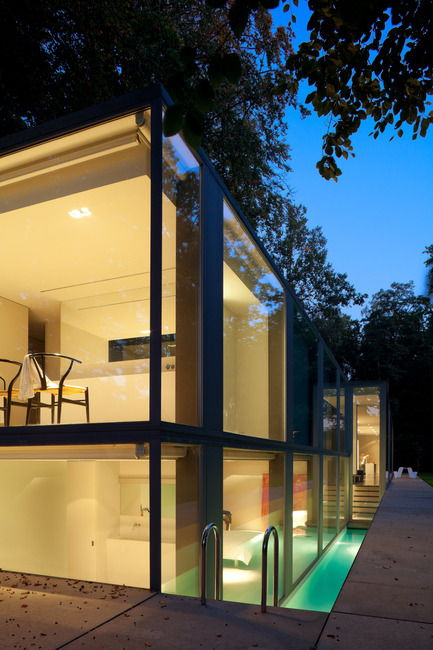 Press kit | 1028-02 - Press release | Winning projects announced at the 2012 Emirates Glass Leaf Awards - The Emirates Glass LEAF Awards - Competition - Architectureburo Govaert &amp; Vanhoutte with Villa Roces, Bruges, Belgium