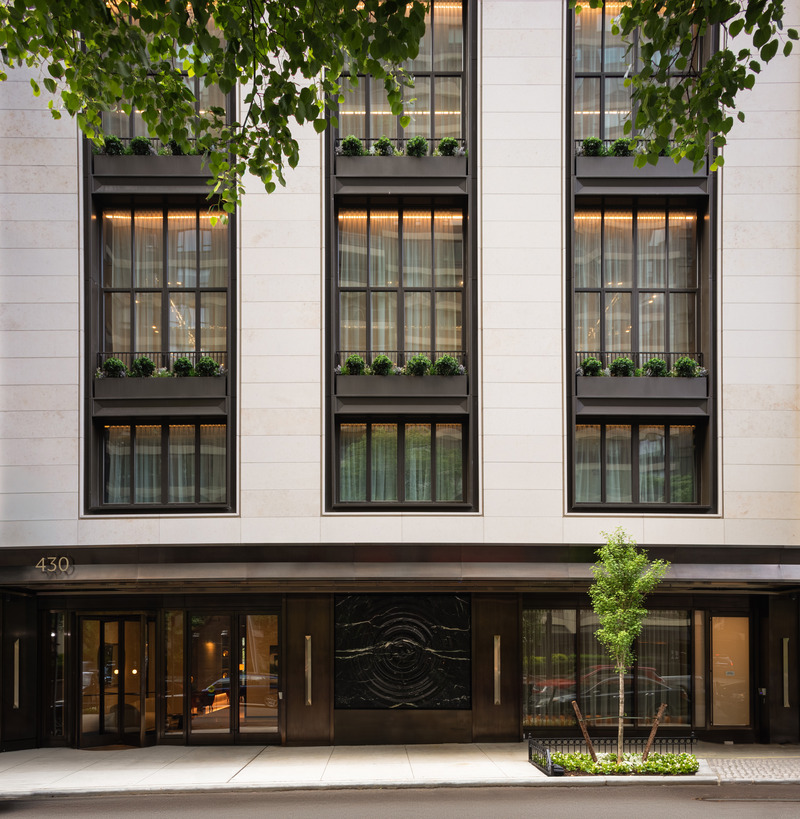 Press kit | 7777-01 - Press release | Top-Selling Manhattan New Development, Sutton Tower, Wins International BLT Built Design Award - Sutton Tower - Real Estate - Sutton Tower Entrance - Photo credit: Astra Studios