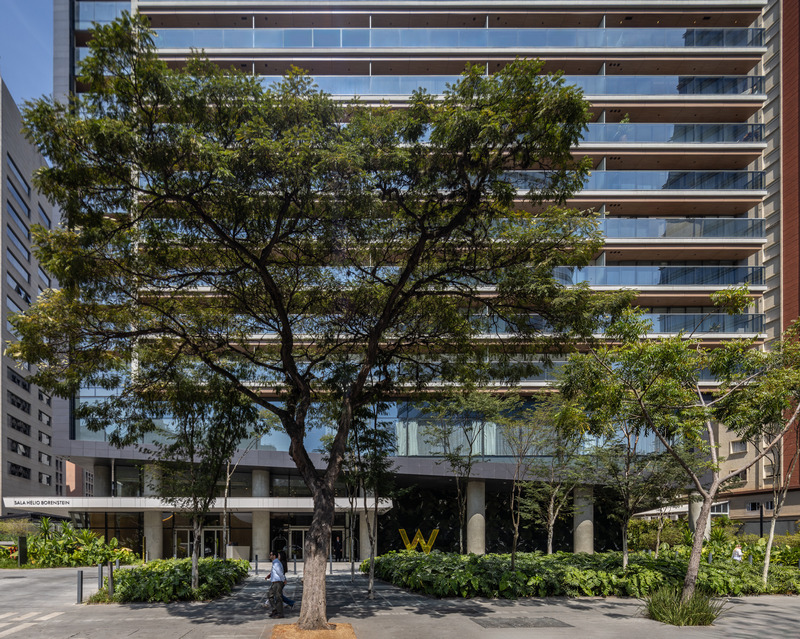 Dossier de presse | 7704-02 - Communiqué de presse | W Hotel São Paulo - aflalo/gasperini arquitetos - Architecture commerciale - Crédit photo : Maíra Acayaba