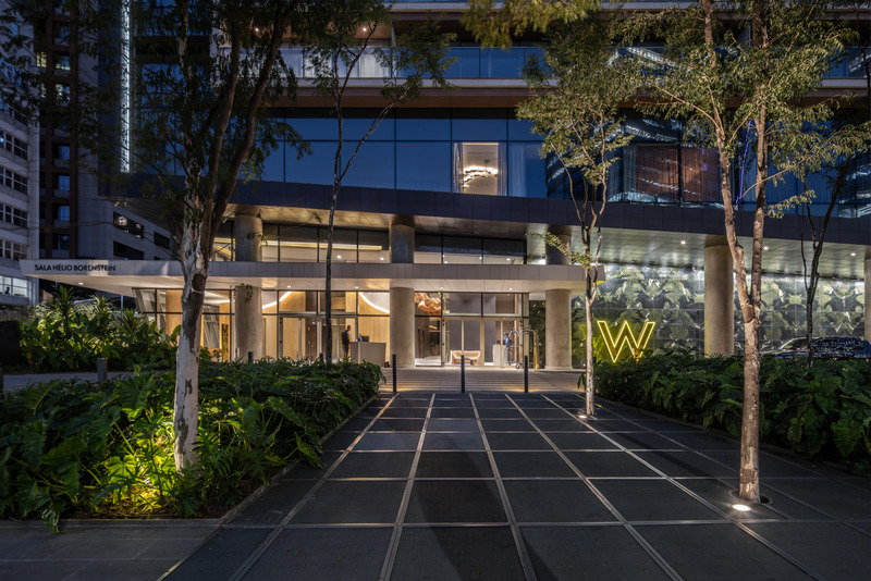 Dossier de presse | 7704-02 - Communiqué de presse | W Hotel São Paulo - aflalo/gasperini arquitetos - Architecture commerciale - Crédit photo : Maíra Acayaba