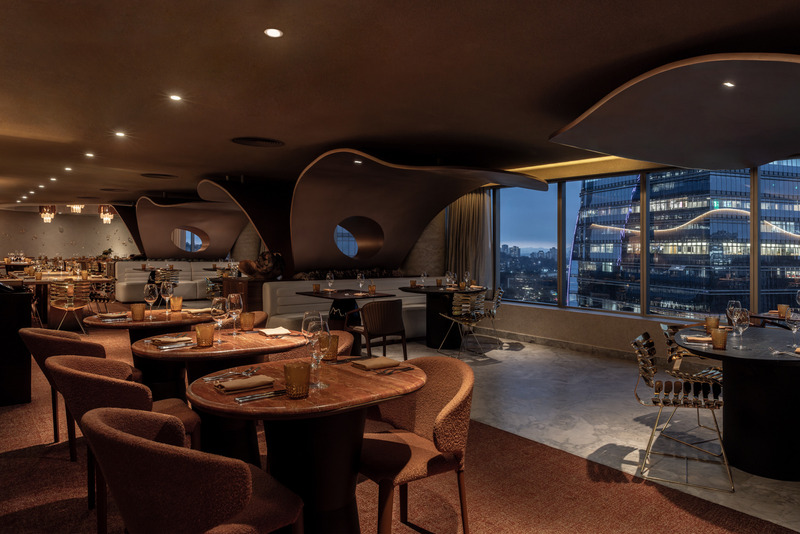 Dossier de presse | 7704-02 - Communiqué de presse | W Hotel São Paulo - aflalo/gasperini arquitetos - Architecture commerciale - Crédit photo : Maíra Acayaba