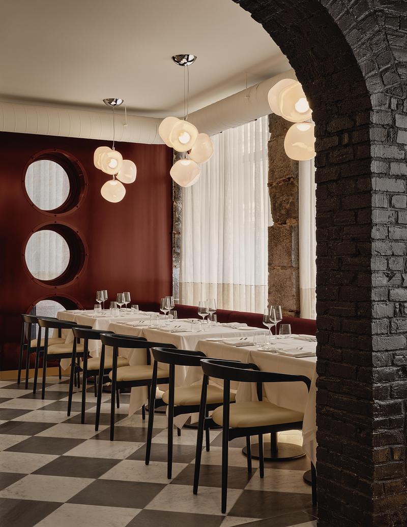 Press kit | 1303-28 - Press release | Mare: Where Old Port Elegance Meets Mediterranean Authenticity - Sid Lee Architecture - Commercial Interior Design - Photo credit: Alex Lesage