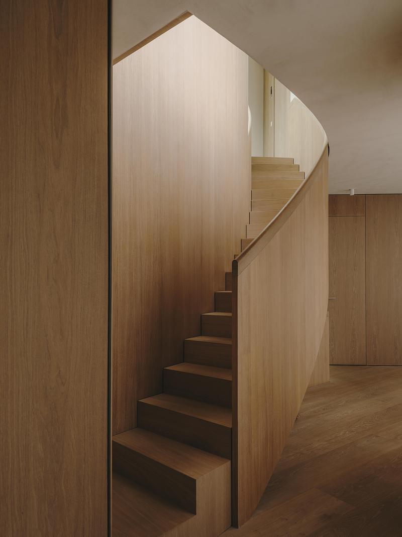 Press kit | 7782-01 - Press release | LOUI PARIS - Holzrausch Studio - Residential Interior Design - Photo credit: Salva López